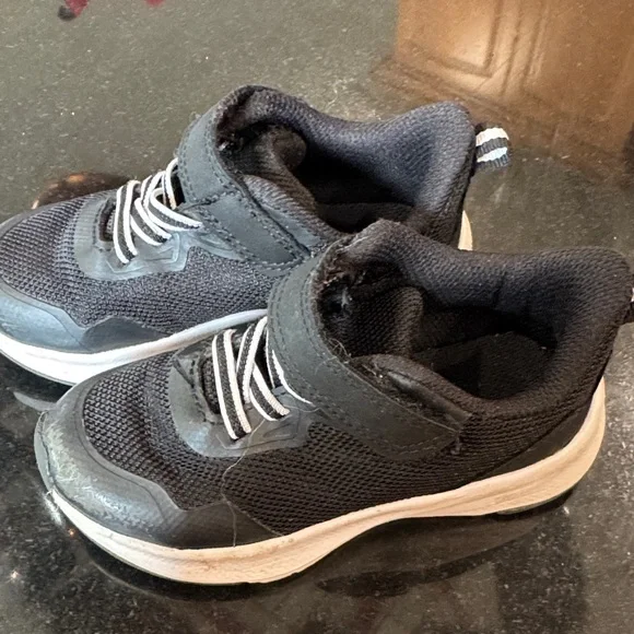 Athletic Works Toddler Boys Mesh Jogger Sneakers - Picture 13 of 13